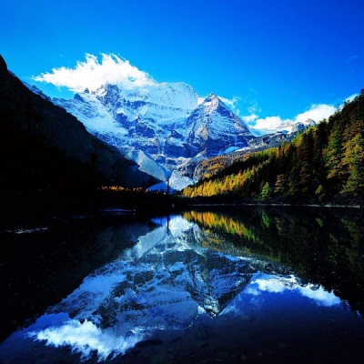 6-three-holy-mountains-in-daocheng-600x600_1519594948.jpg